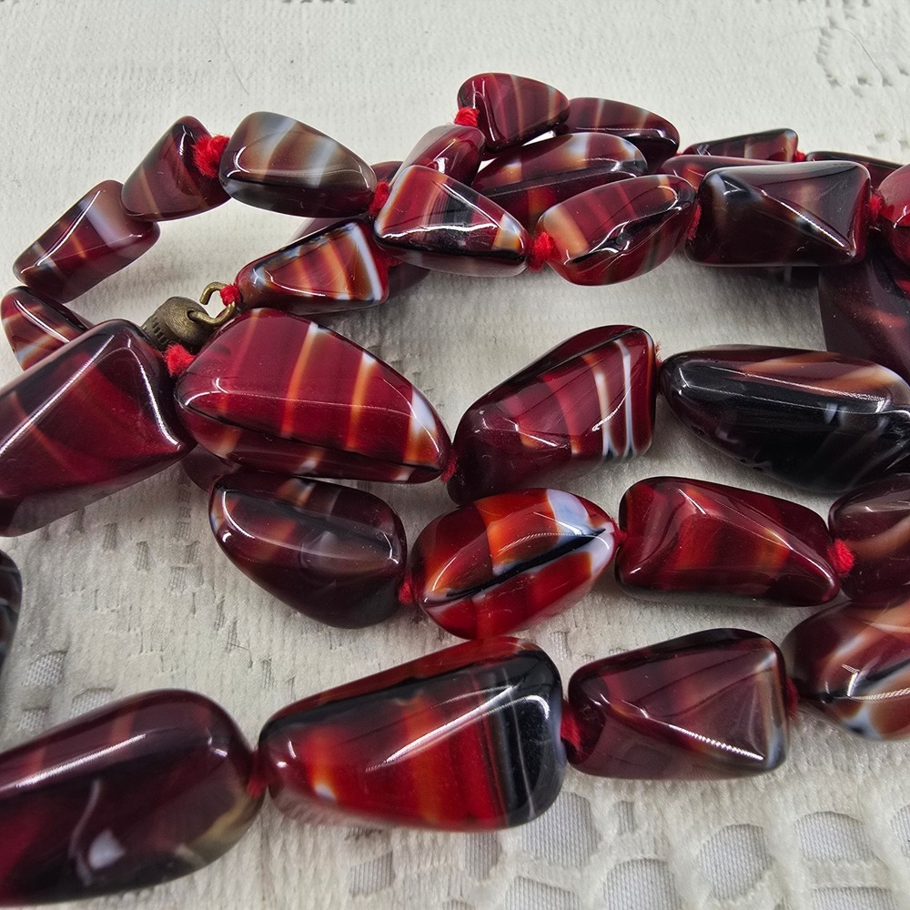 Vintage Red Agate Swirl Art Glass Necklace Knotted Bead Brass Barrel Clasp